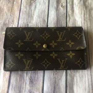 Louis Vuitton monogram  Sarah long bifold wallet